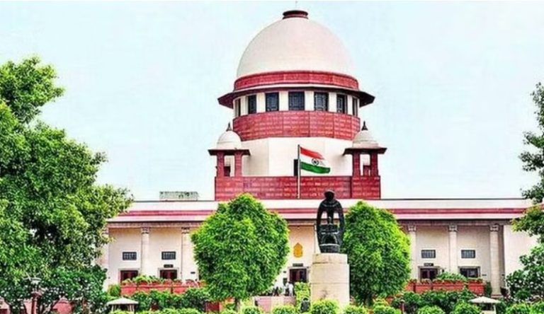 Supreme Court: हिमाचल समेत सभी राज्यों को घुमंतू मजदूरों के राशनकार्ड बनाने के आदेश