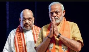 उद्धव ठाकरे ने PM Modi, Amit Shah पर साधा निशाना, कहा गुजरात से 5